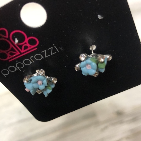 Paparazzi Blue Floral Green Sparkle Stud Statement Earrings New - Picture 3 of 4